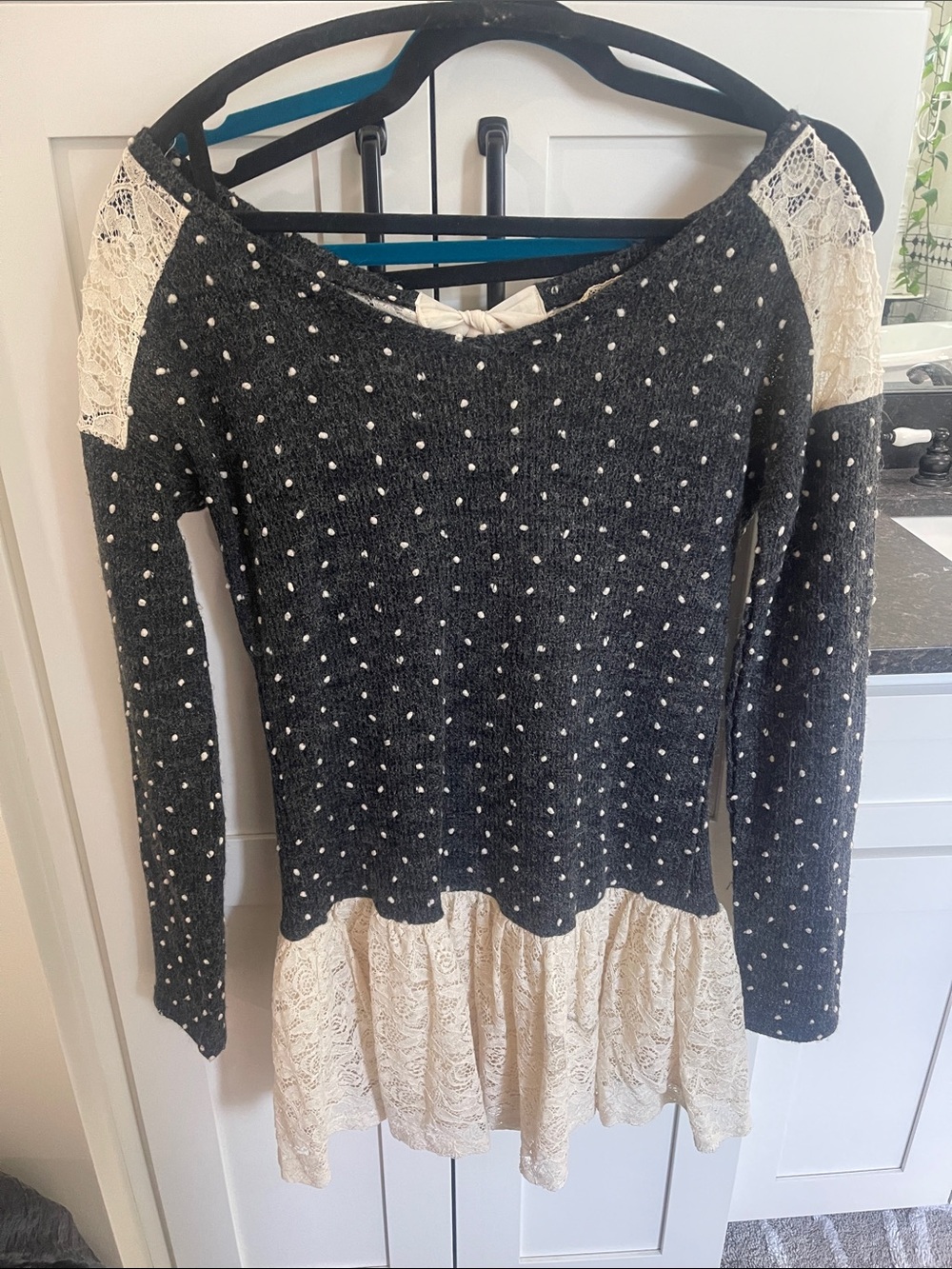 Areve Charcoal Gray Knit Long Sleeve Dress with Cream Lace Accents